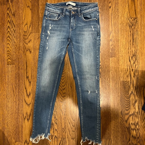 Zara Skinny Jeans - Picture 1 of 5